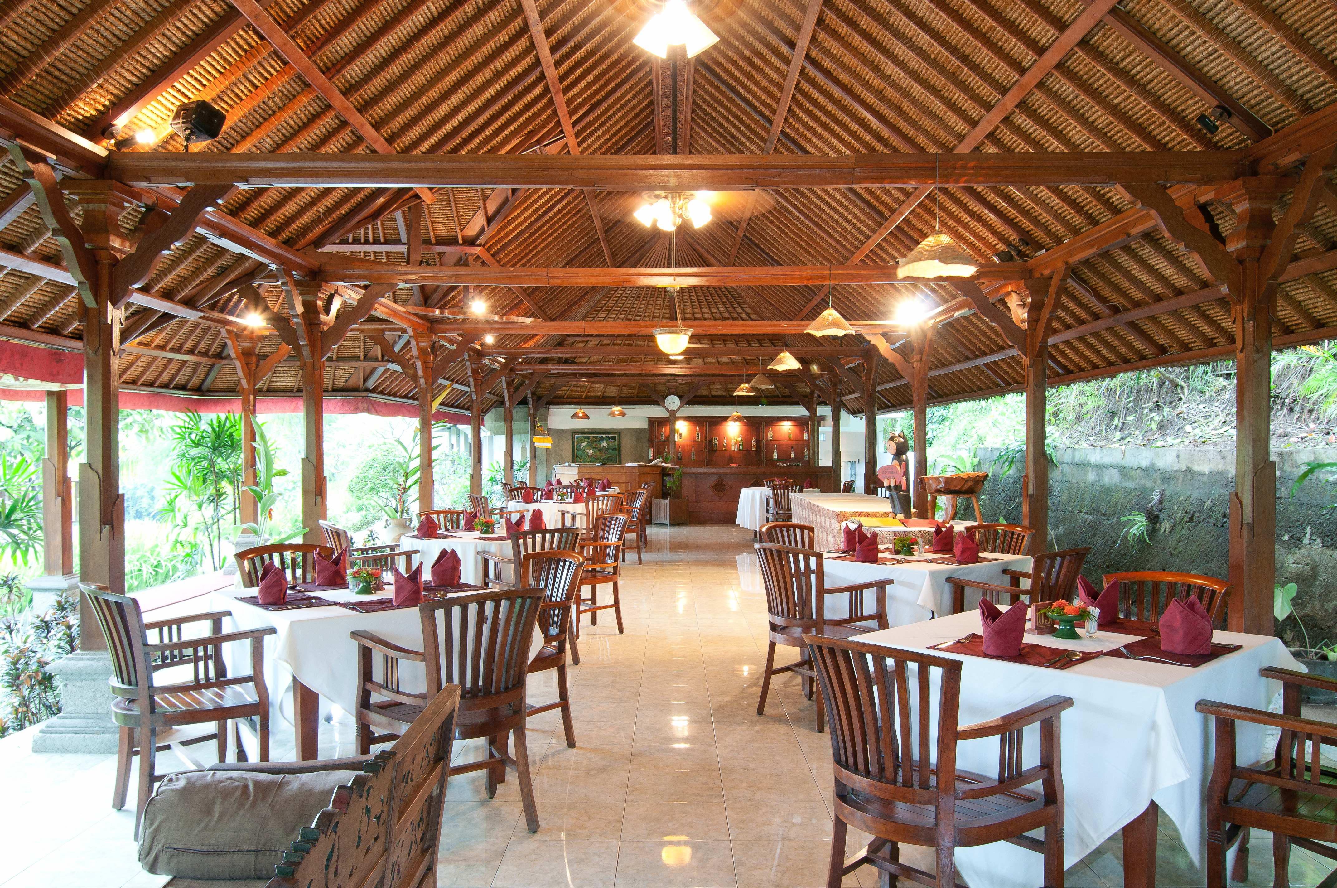 Santi Mandala Villa & Spa Sukawati Restaurant foto