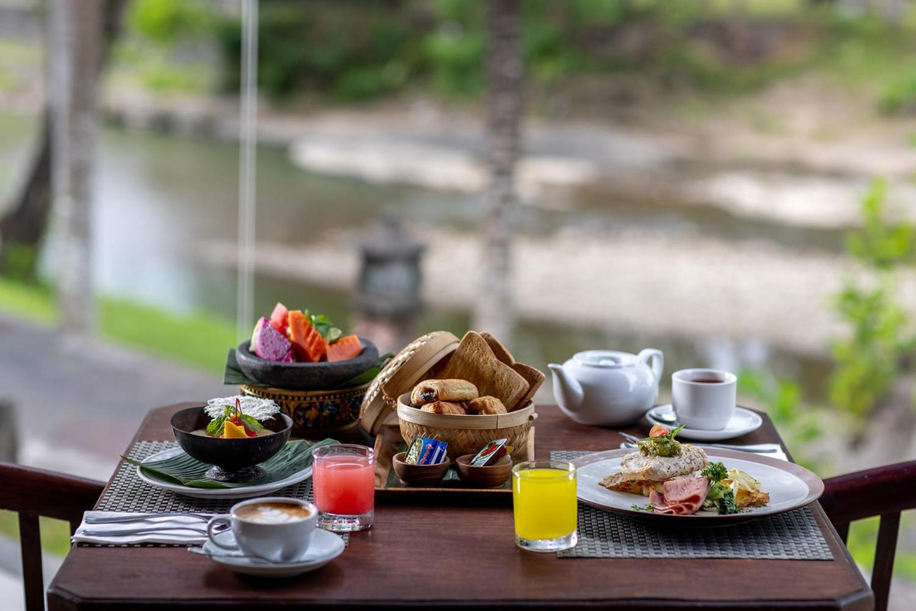 Santi Mandala Villa & Spa Sukawati Buitenkant foto