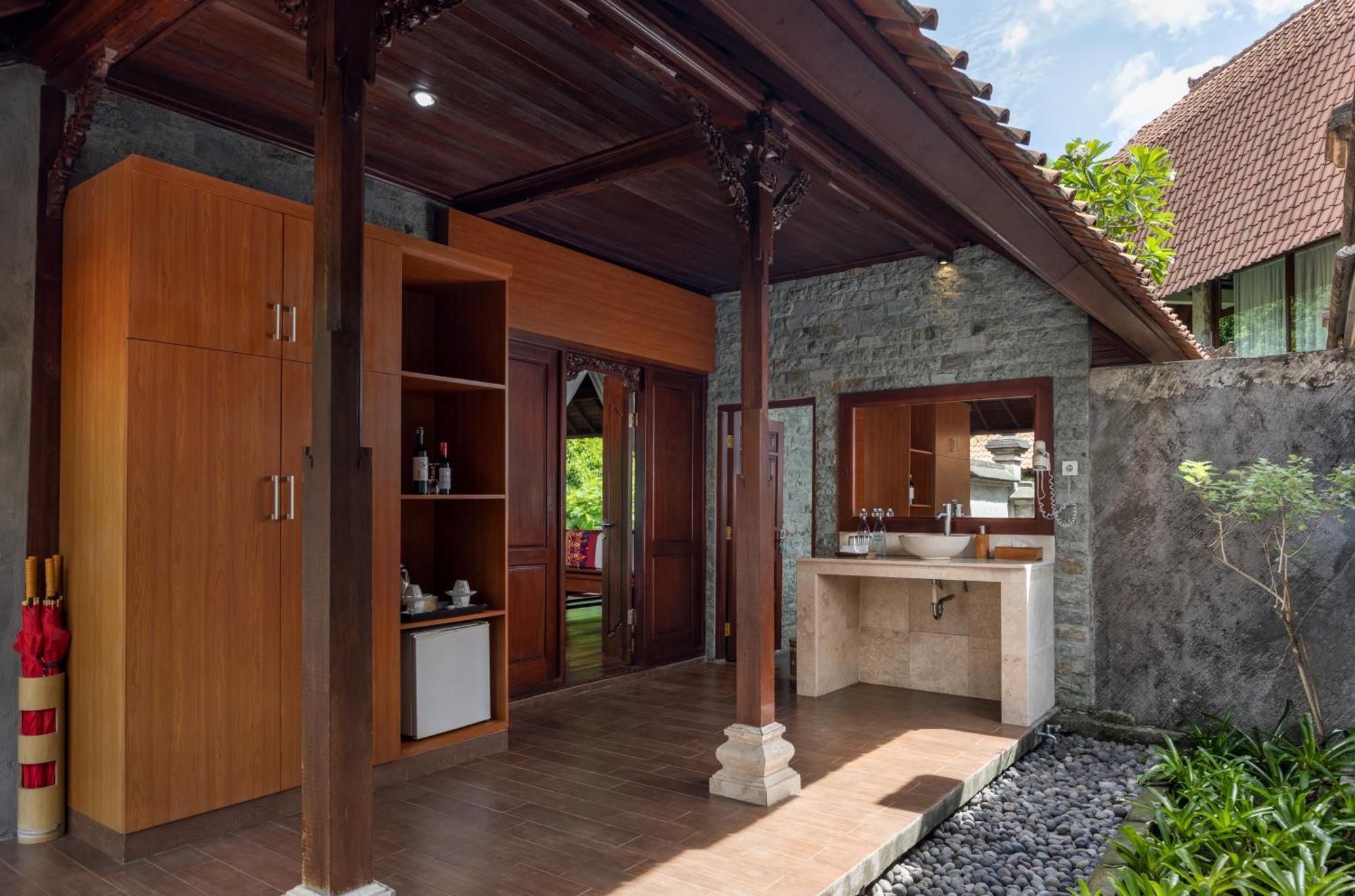 Santi Mandala Villa & Spa Sukawati Buitenkant foto